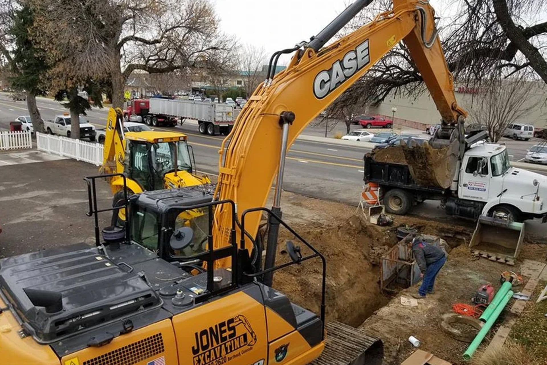 Jones Excavating & Plumbing hero